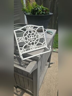 White Enamel Cast Iron Metal Cookbook Kitchen Stand
